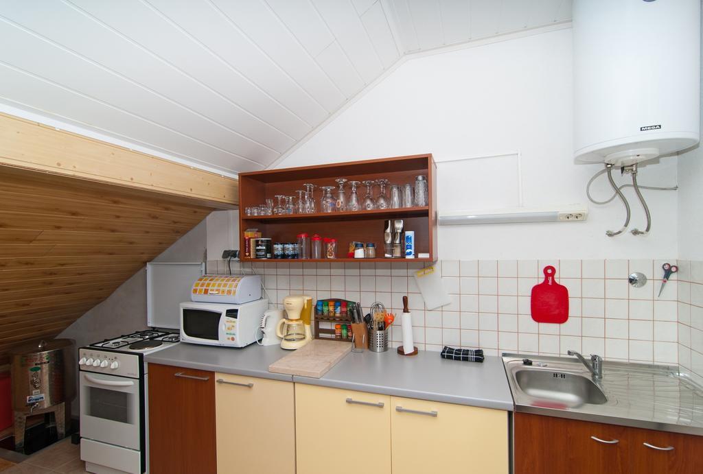 Apartments Corana Kastela Bilik gambar